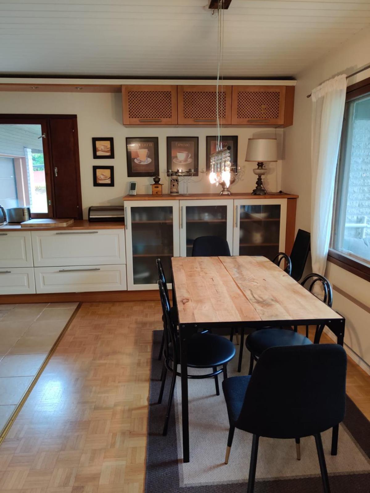 Villa Jupperi Espoossa Exteriör bild
